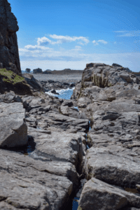 Gouffre de Plougrescant - Cote de Granit Rose - Pont Ar Prelleg